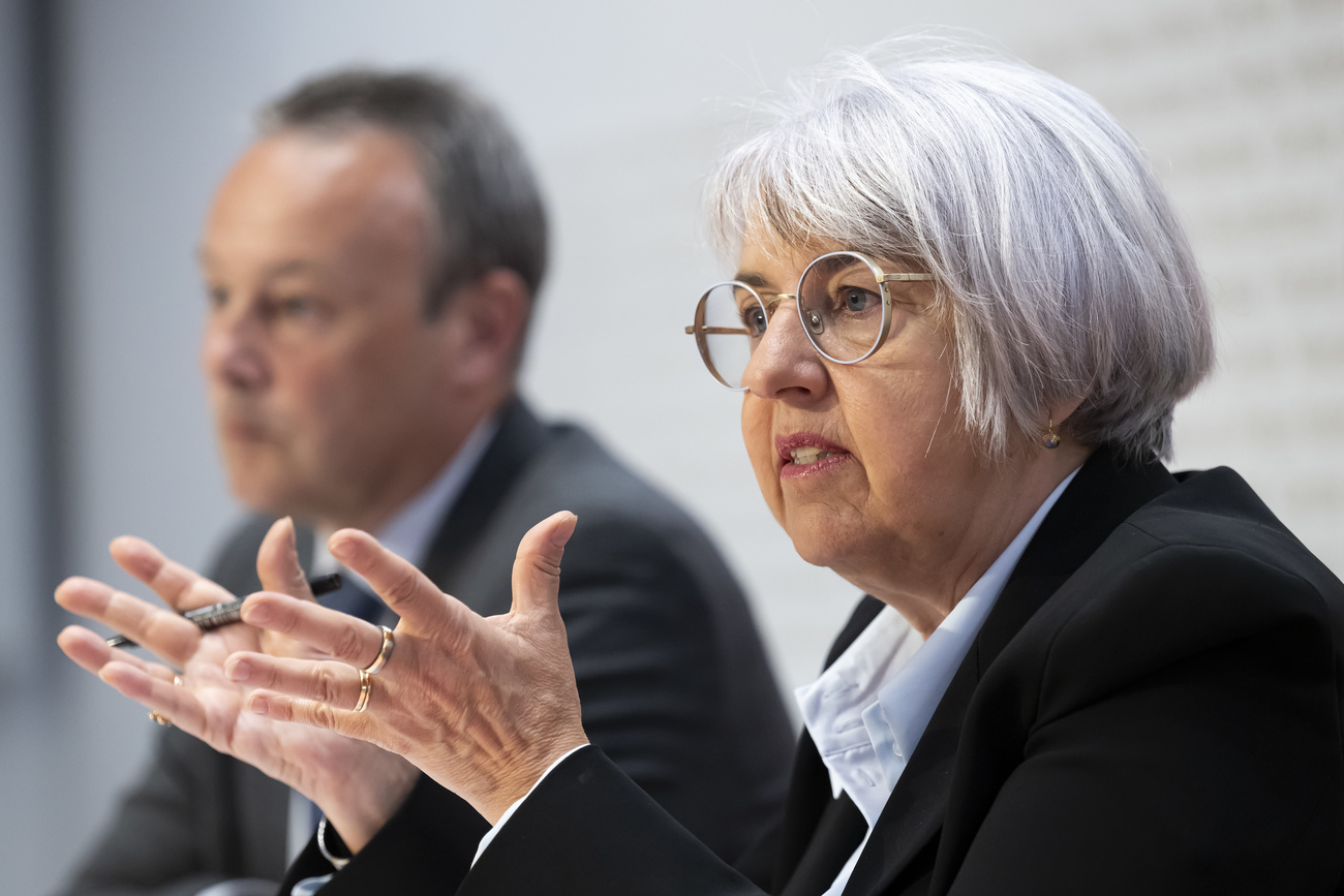 La consigliera federale Elisabeth Baume-Schneider informa sull’orientamento della prossima riforma dell’AVS.