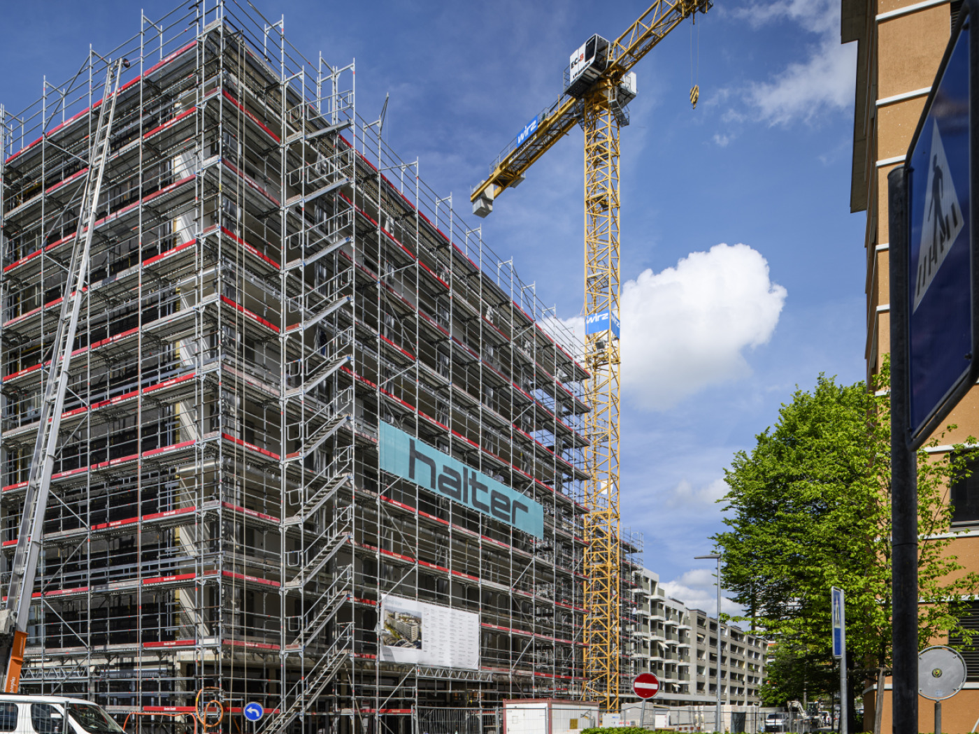 Industrial production picks up further in the first quarter of 2025