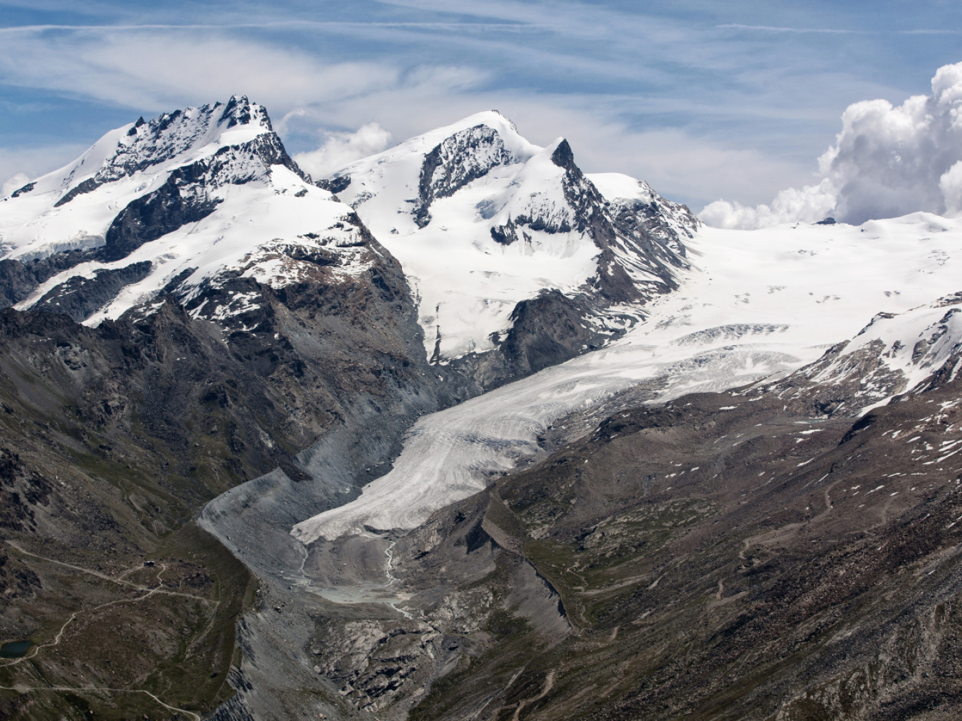 Five ski tourers found dead in the Valais Alps