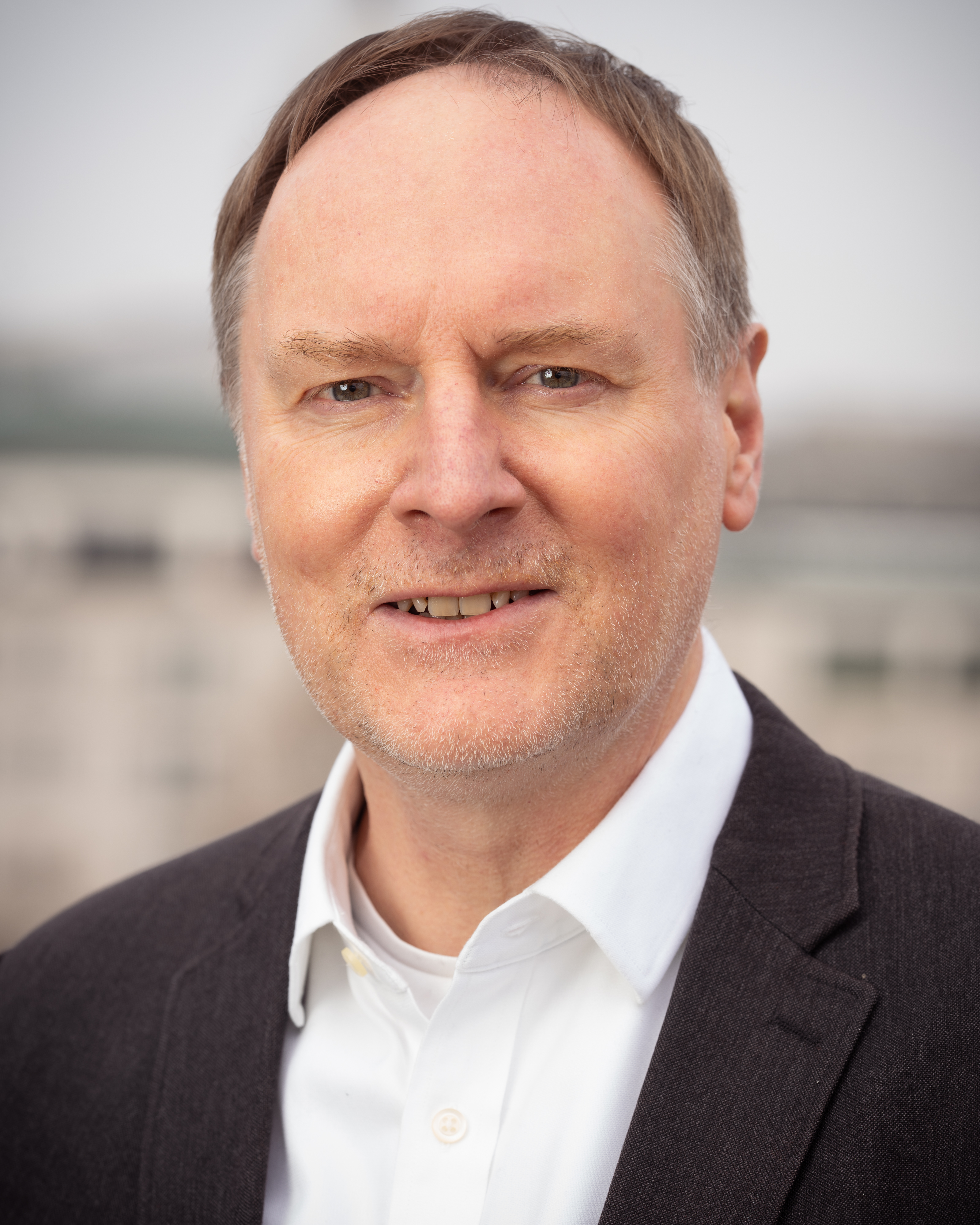 克里斯蒂安·希尔伯(Christian Hilber),经济地理学教授