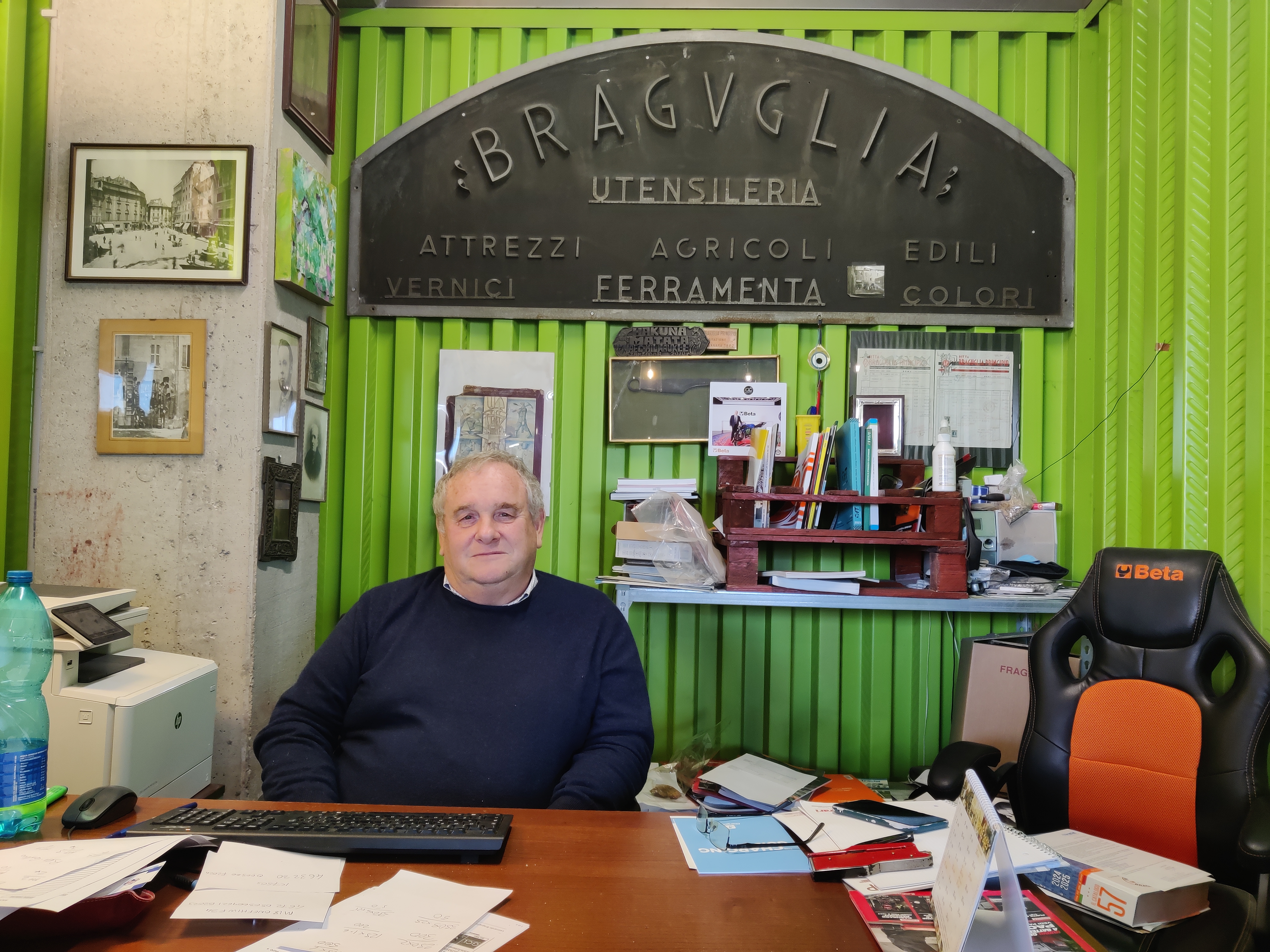 Leonardo Braguglia nel suo ufficio