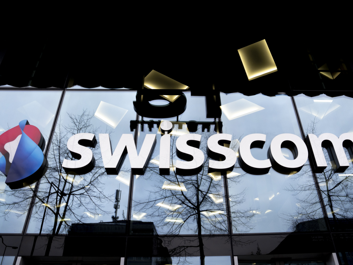 logo swisscom
