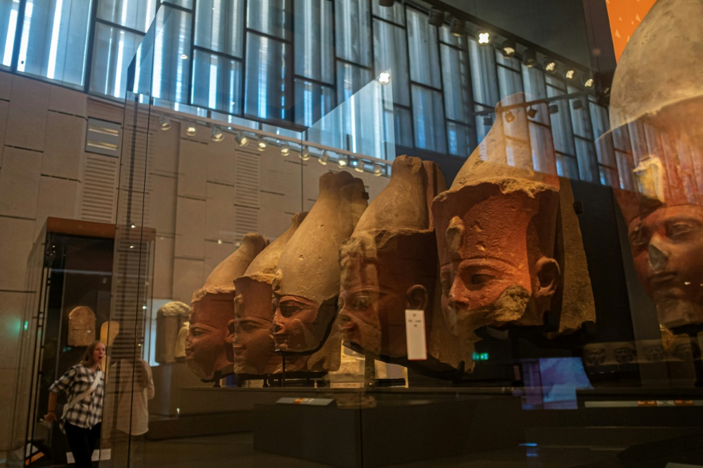 10 أسباب تجعل المتحف المصري الكبير وجهتك السياحية الأولى في 2025م - التطورات المستقبلية للمتحف