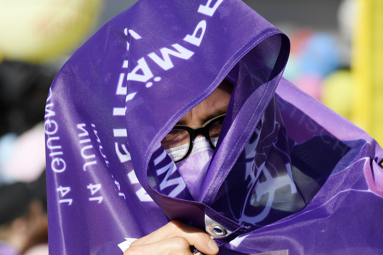 persona con un foulard