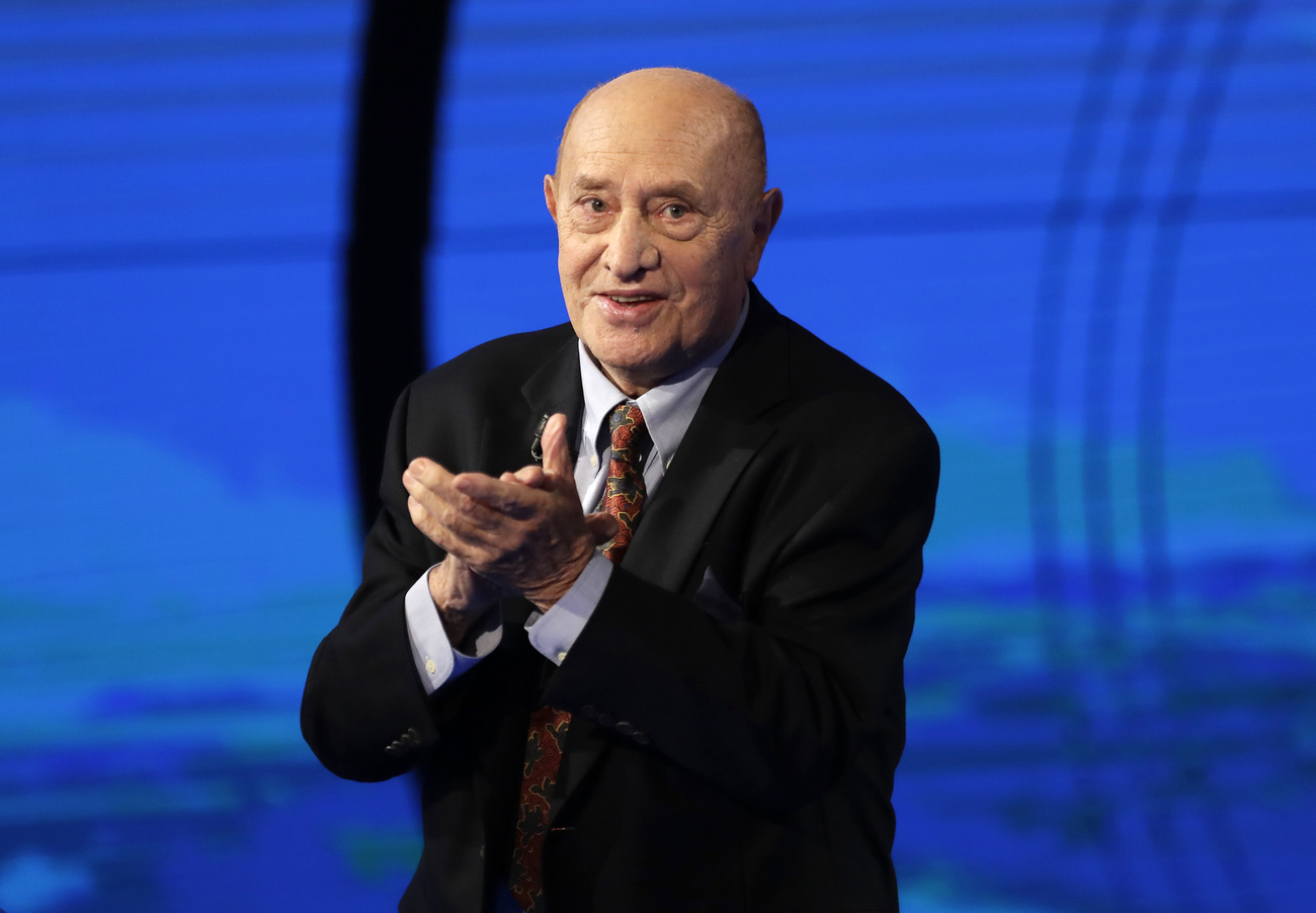 arnaldo pomodoro