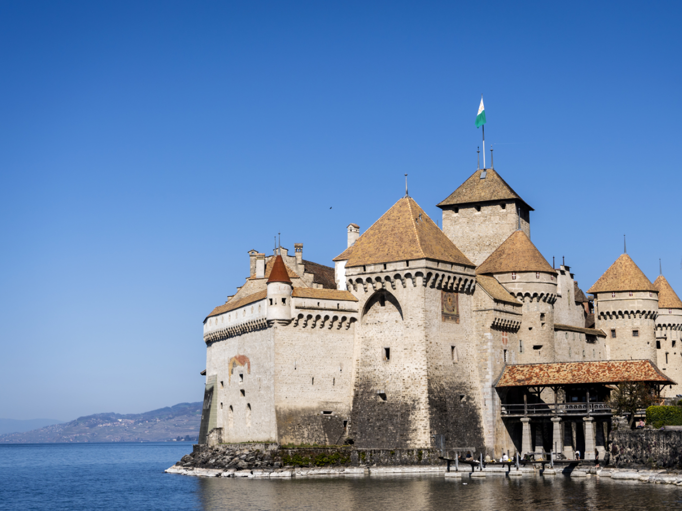 Renovation of Chillon Castle can continue