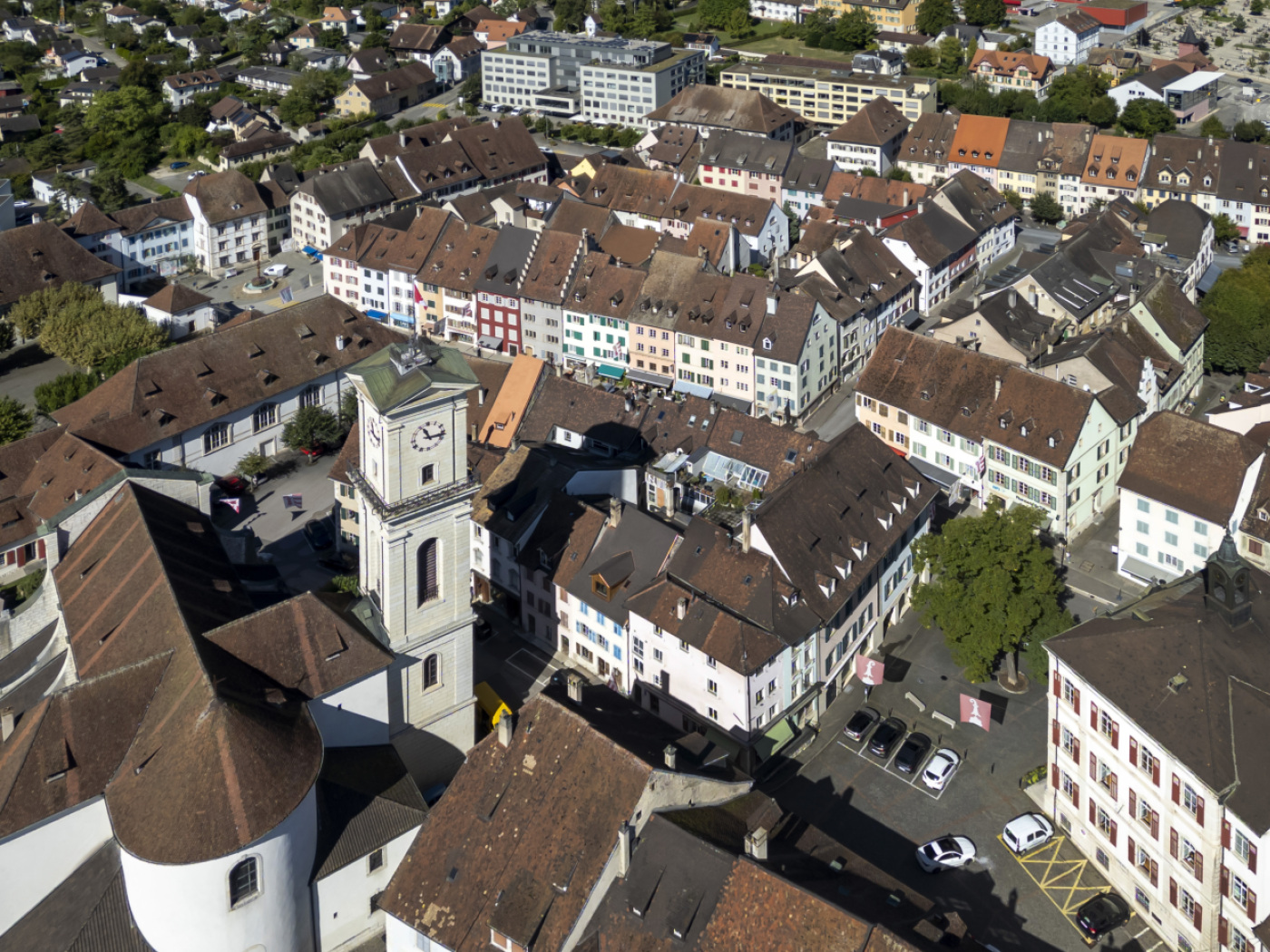 jura: call projects social field