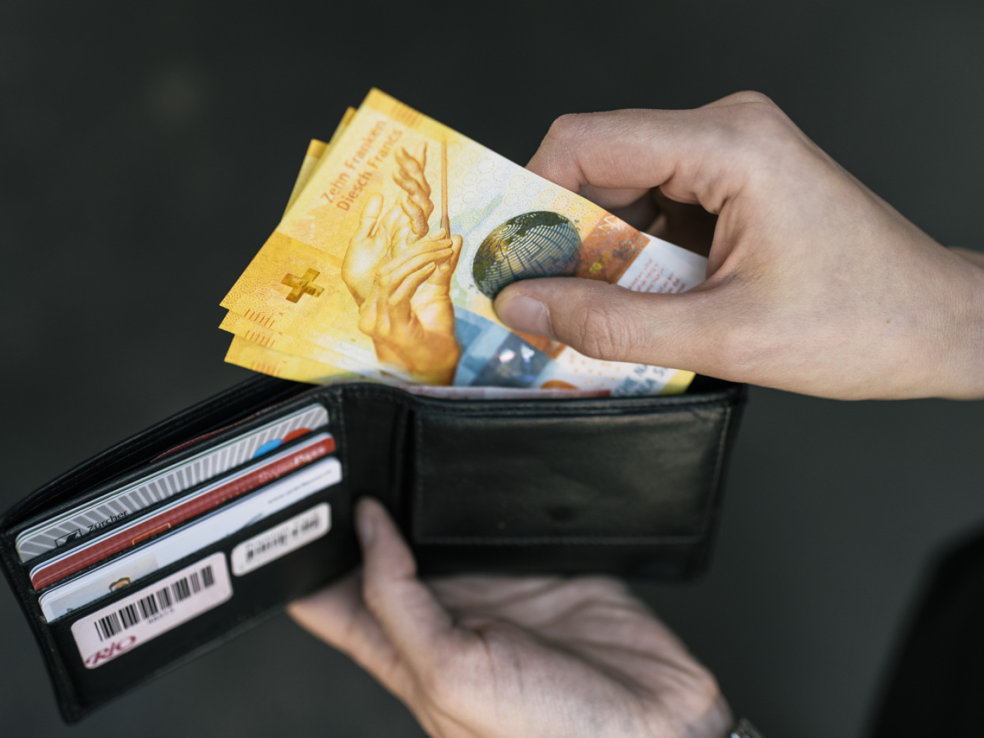 Cash will be guaranteed in the Constitution
