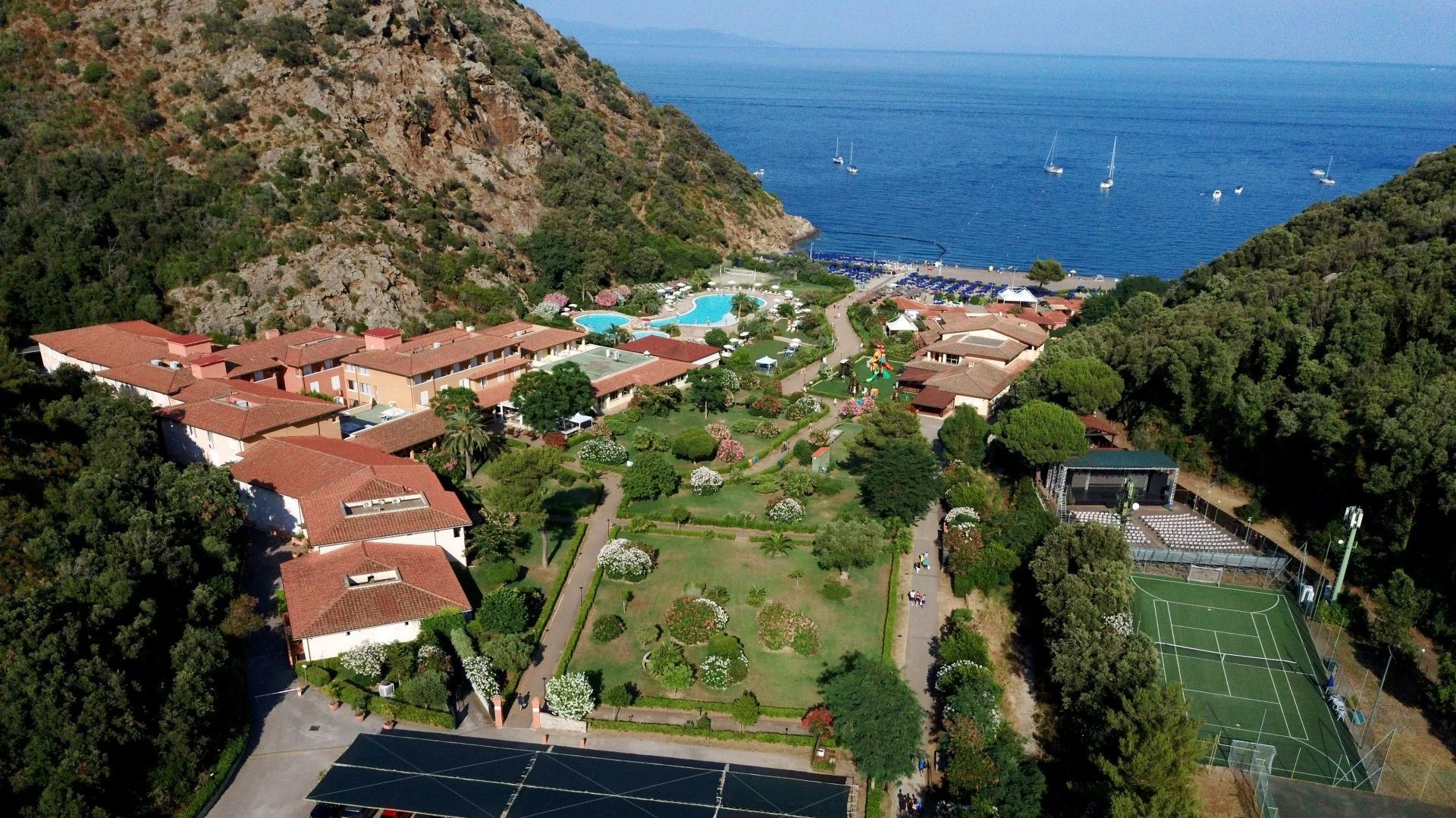 villaggio turistico in riva al mare