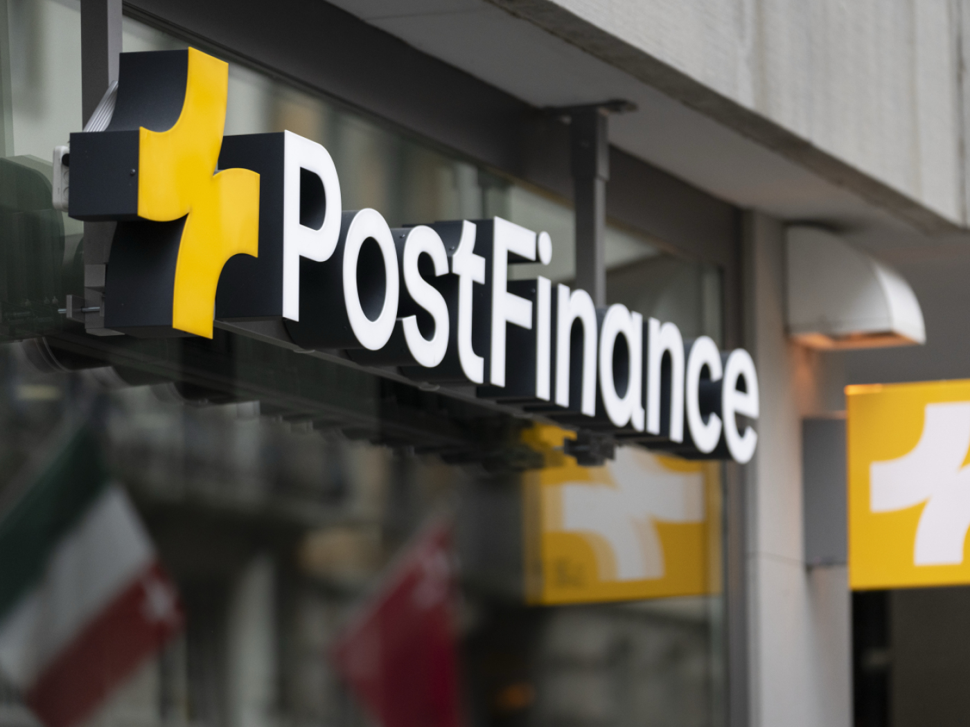 PostFinance cuts 141 jobs, 'performance must be increased'