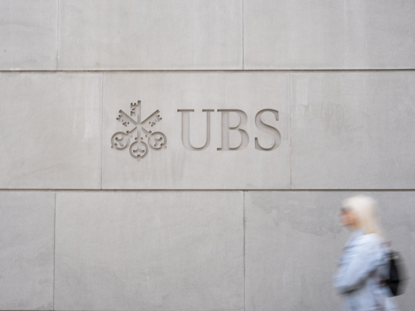 UBS launches another billion share buyback programme