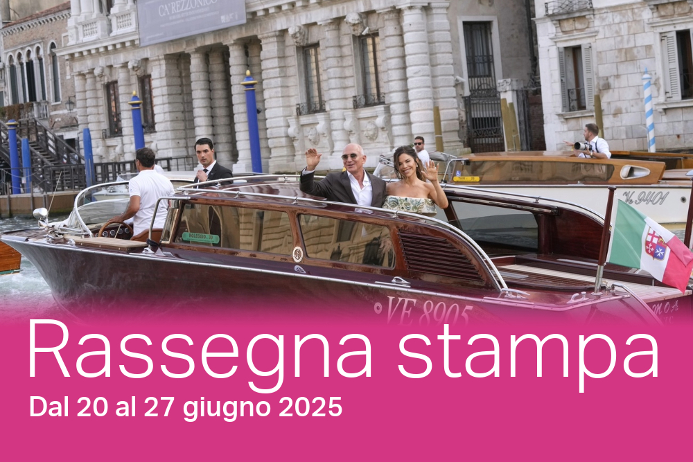 persone in barca a venezia