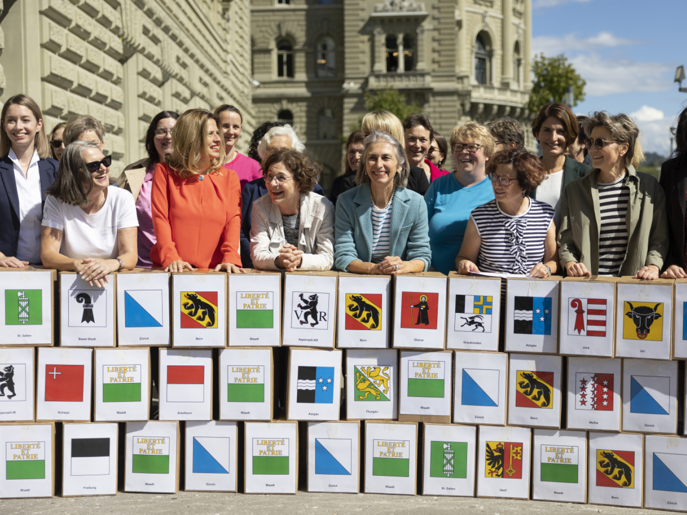 Alliance launches referendum against individual taxation