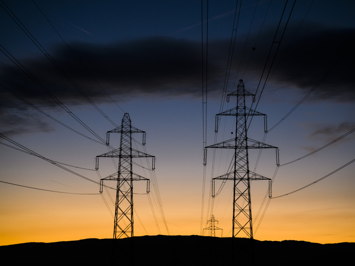 Swiss electricity prices predicted to fall in 2026