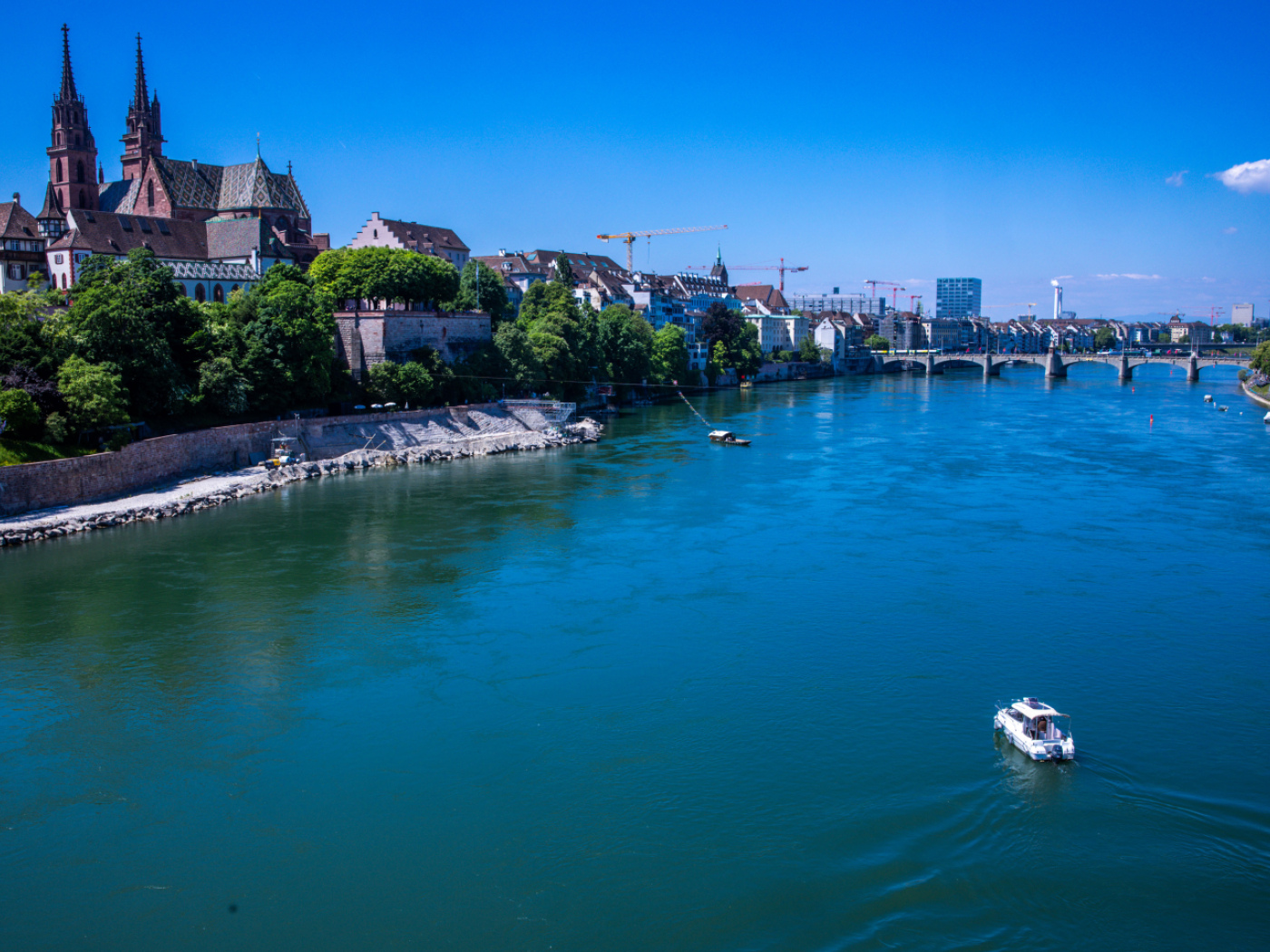 Study: Rhine could become up to 4.2 degrees warmer by 2100