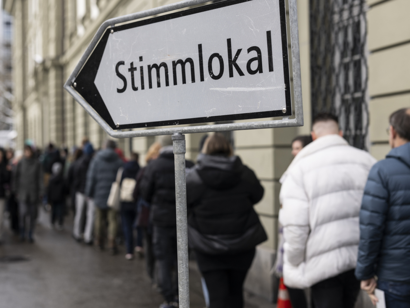 National voters decide on three proposals on 30 November