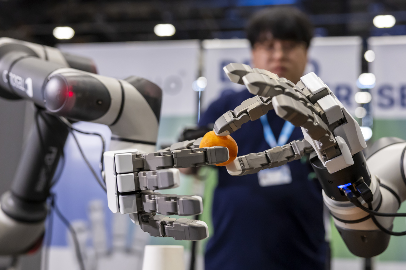 mani robotiche
