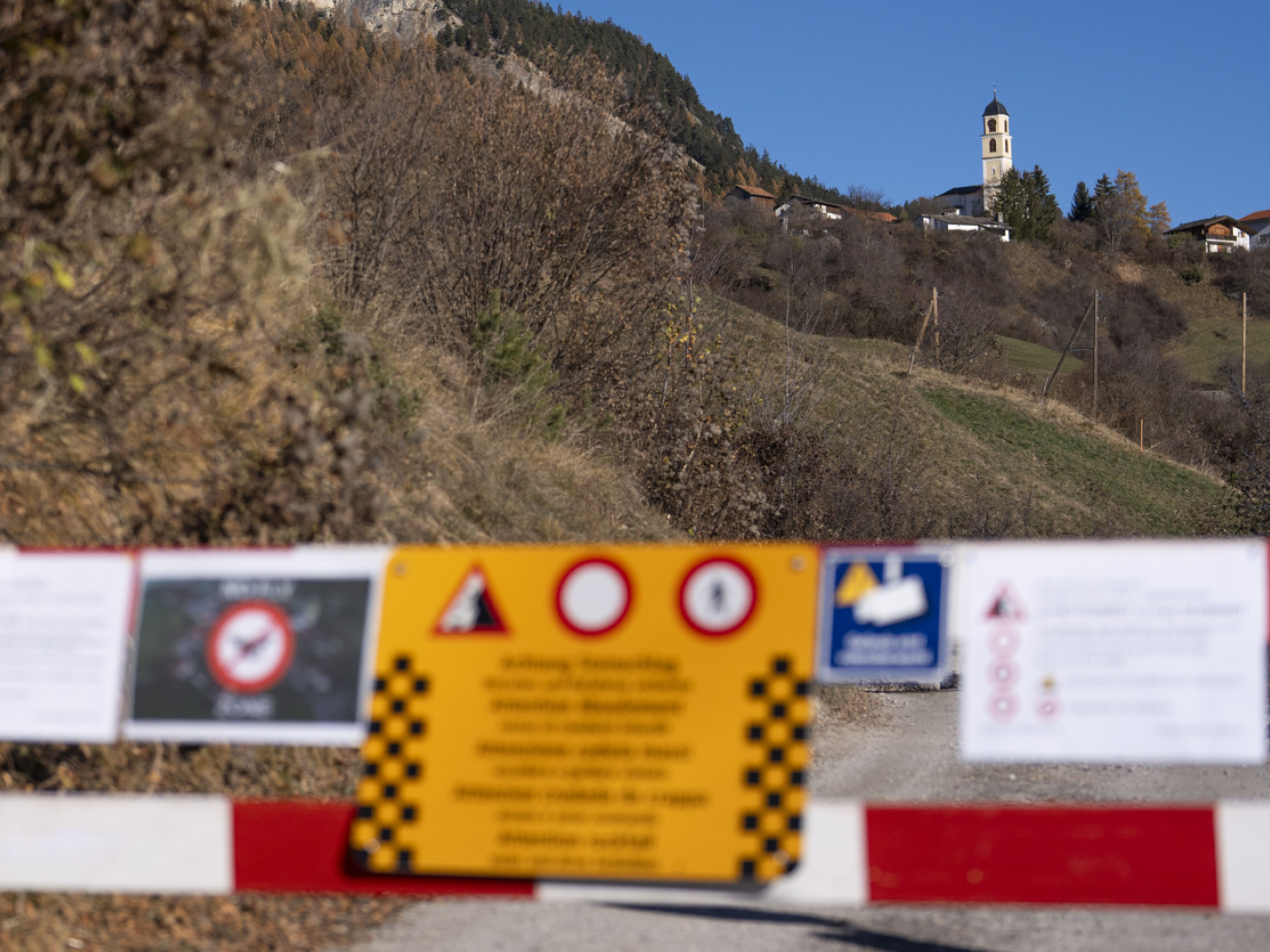 barriera che impedisce l'accesso a brienz