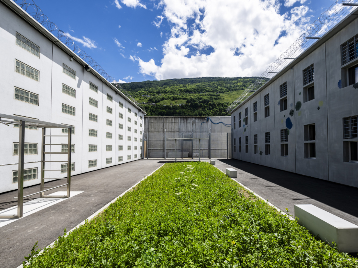 Three inmates attempt to escape from Sion prison