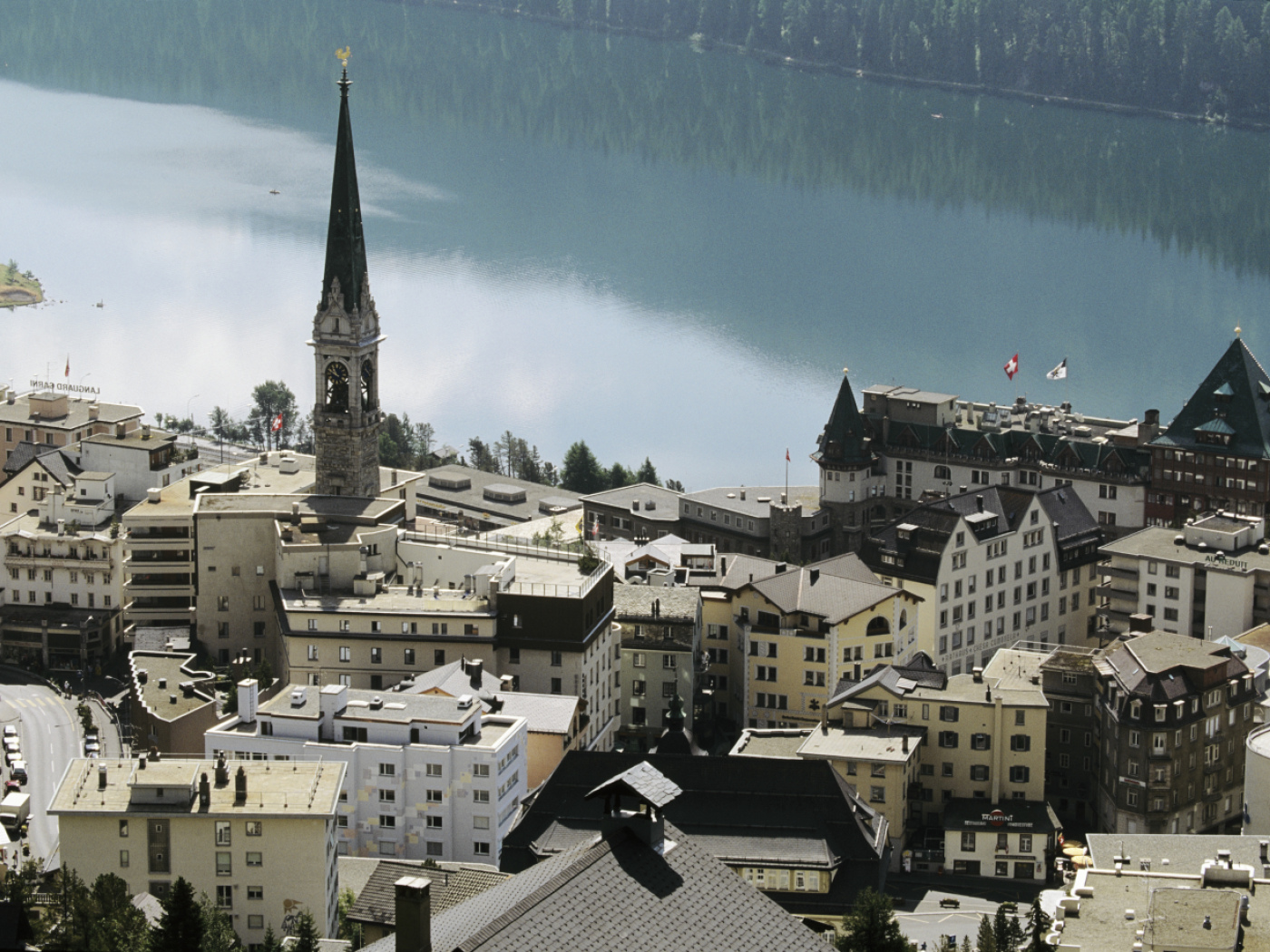 St. Moritz registers the summer as a brand