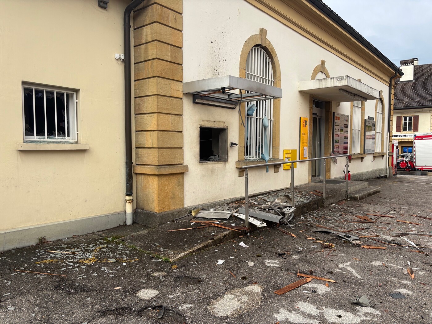 An ATM blown up in Couvet (NE)