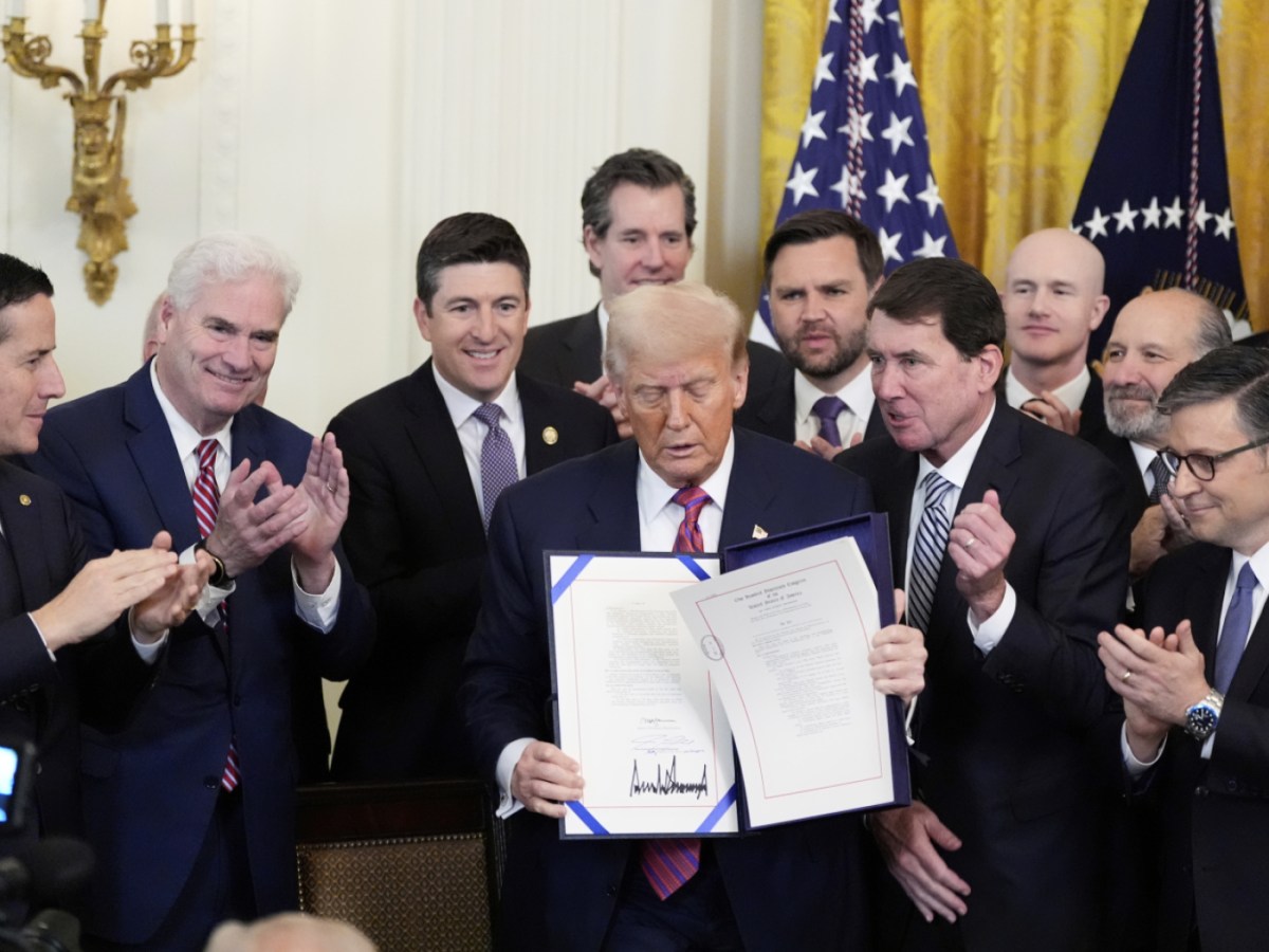 Trump macht Weg für Dollar-Stablecoins frei - SWI swissinfo.ch