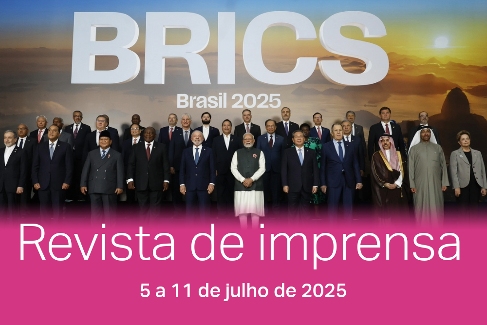 Líderes políticos posando para uma foto