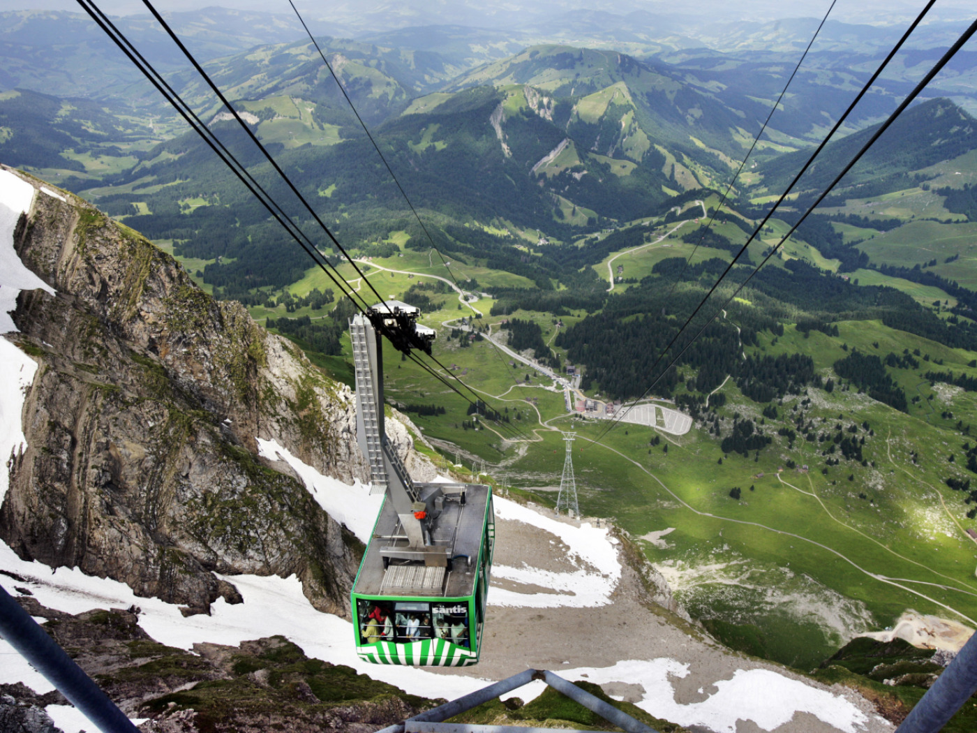 Ski lifts, positive season despite cold July