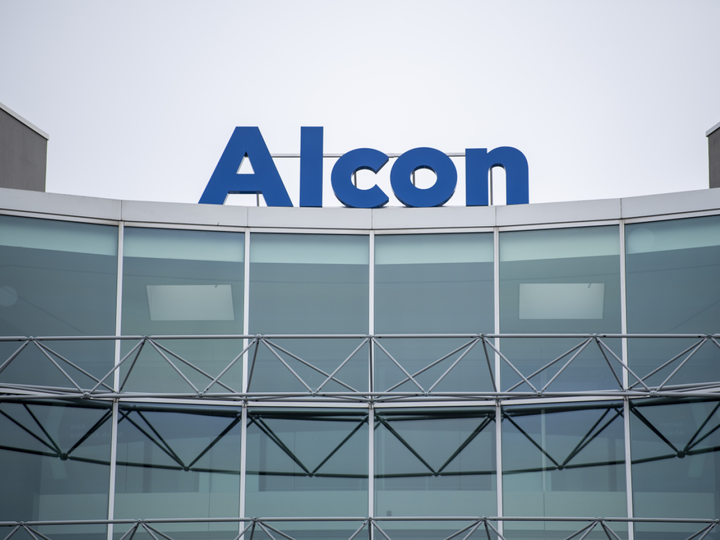 Alcon