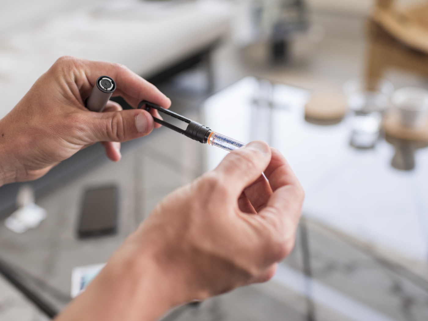 Basel research team discovers mini-factories in cells