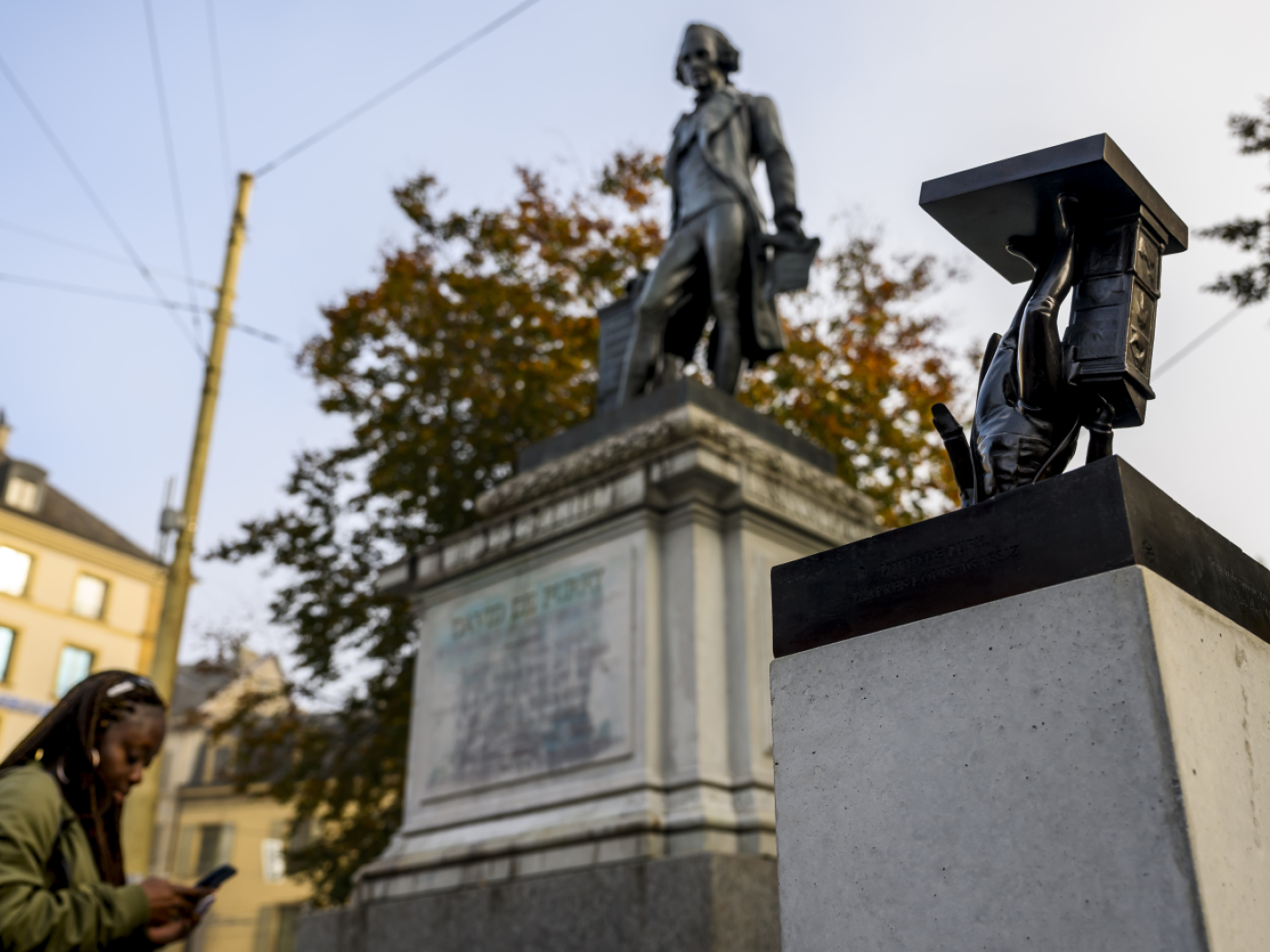 Small sculpture by David de Pury stolen in Neuchâtel
