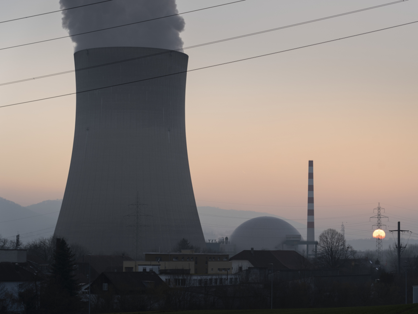 Despite criticism, the Federal Council wants to enable new nuclear power plants