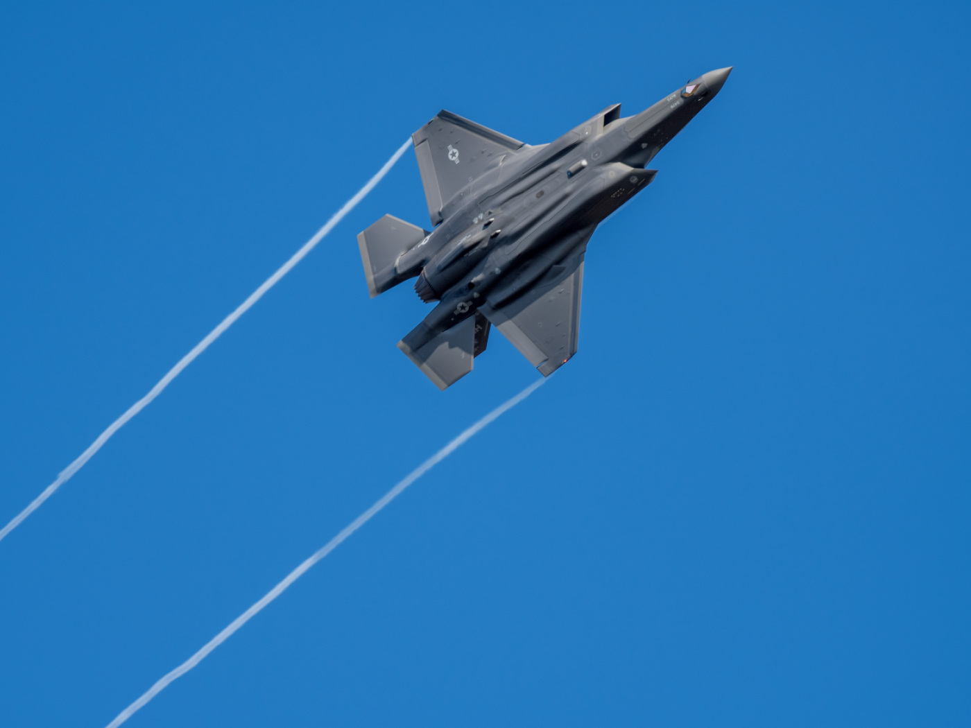 Army projects to be monitored by external consultants