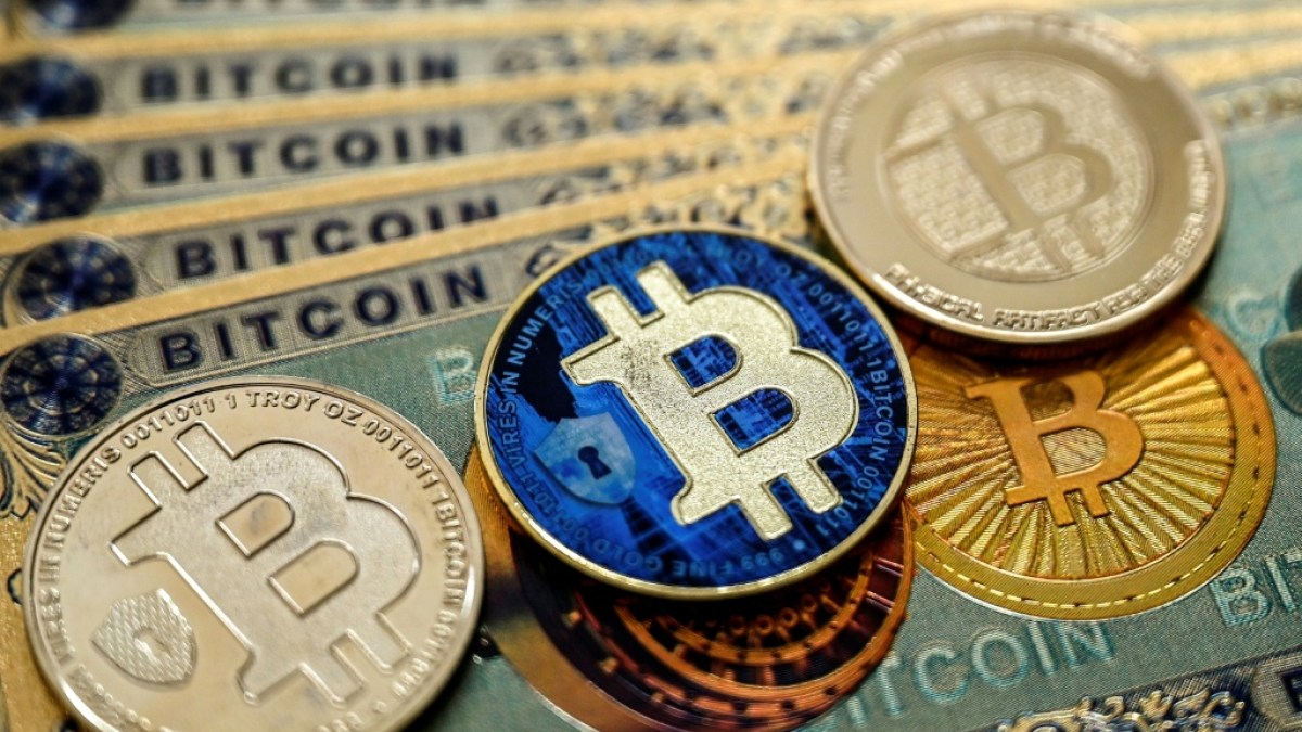 Bitcoin bate novo recorde e supera os US$ 124 mil - SWI swissinfo.ch