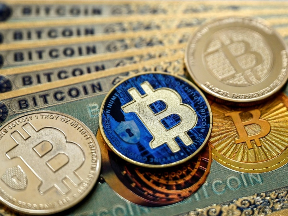 Bitcoin bate novo recorde e supera os US$ 124 mil - SWI swissinfo.ch