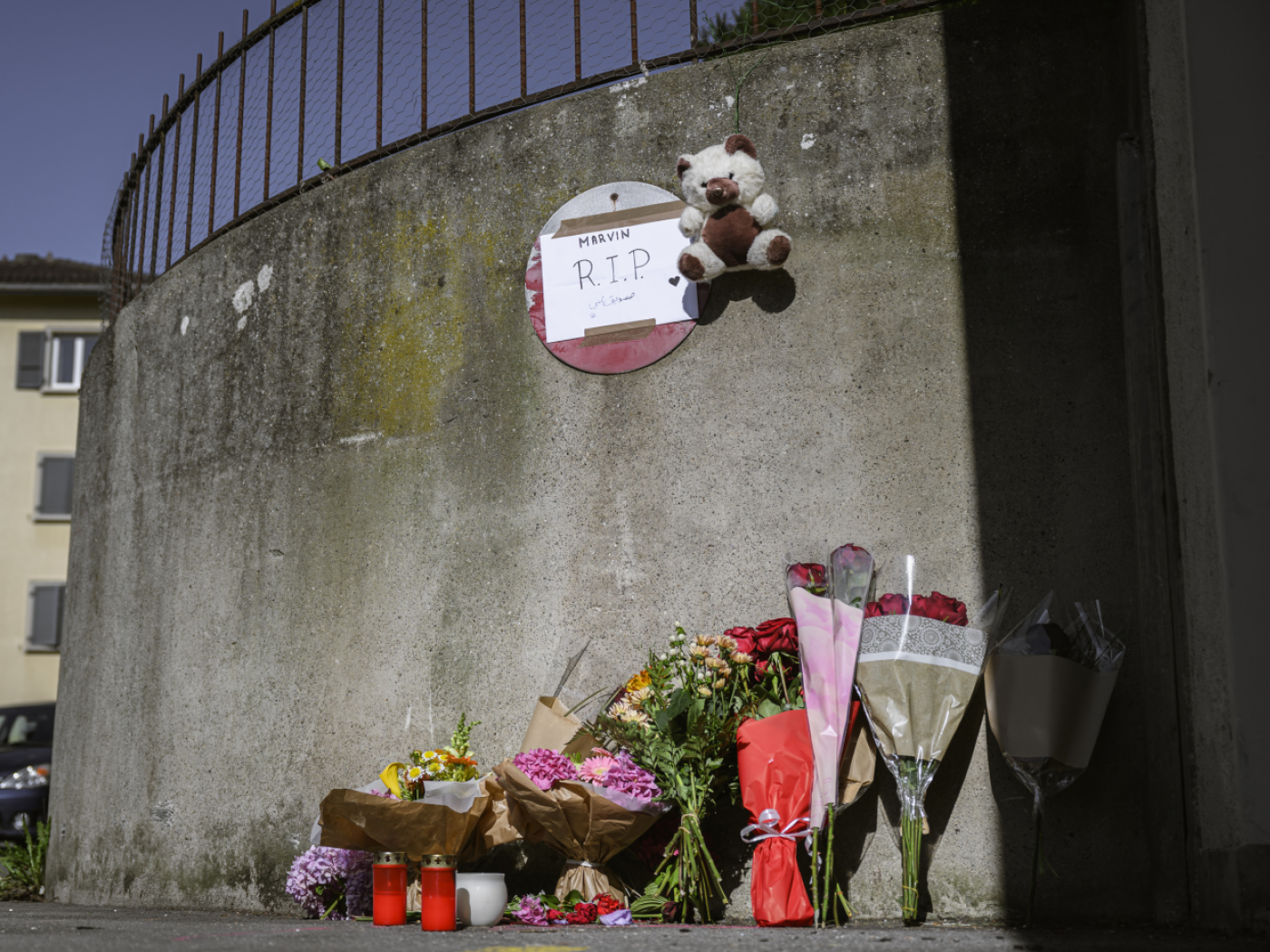 Burning rubbish bins and damage to property in Lausanne