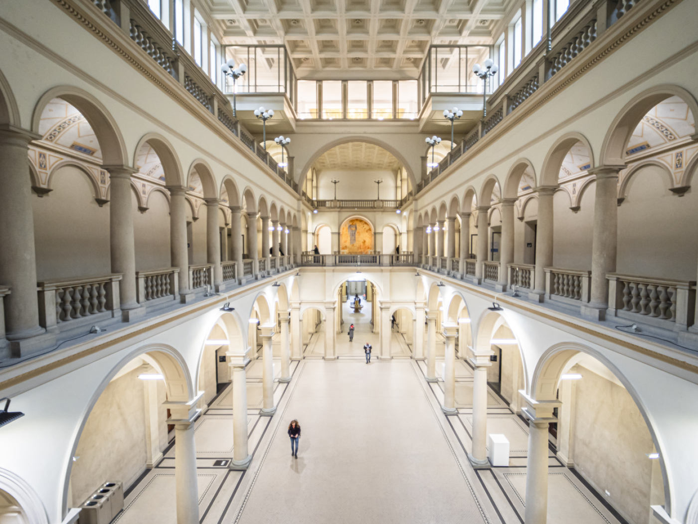 How cancer makes healthy cells work for itself