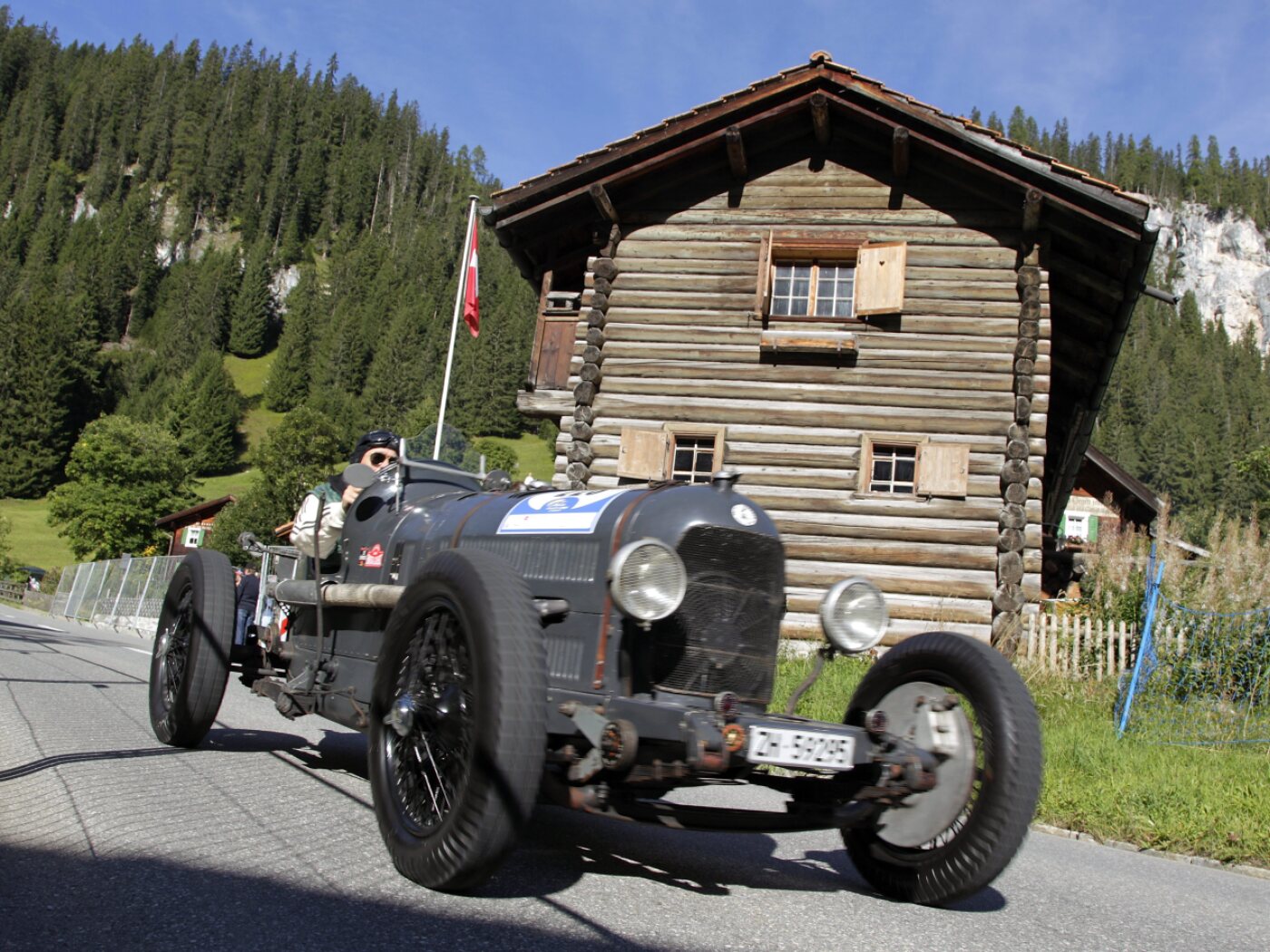 Oldtimer Rennwagen Oldtimer und historische Rennwagen am 21. Arosa ClassicCar - SWI ...