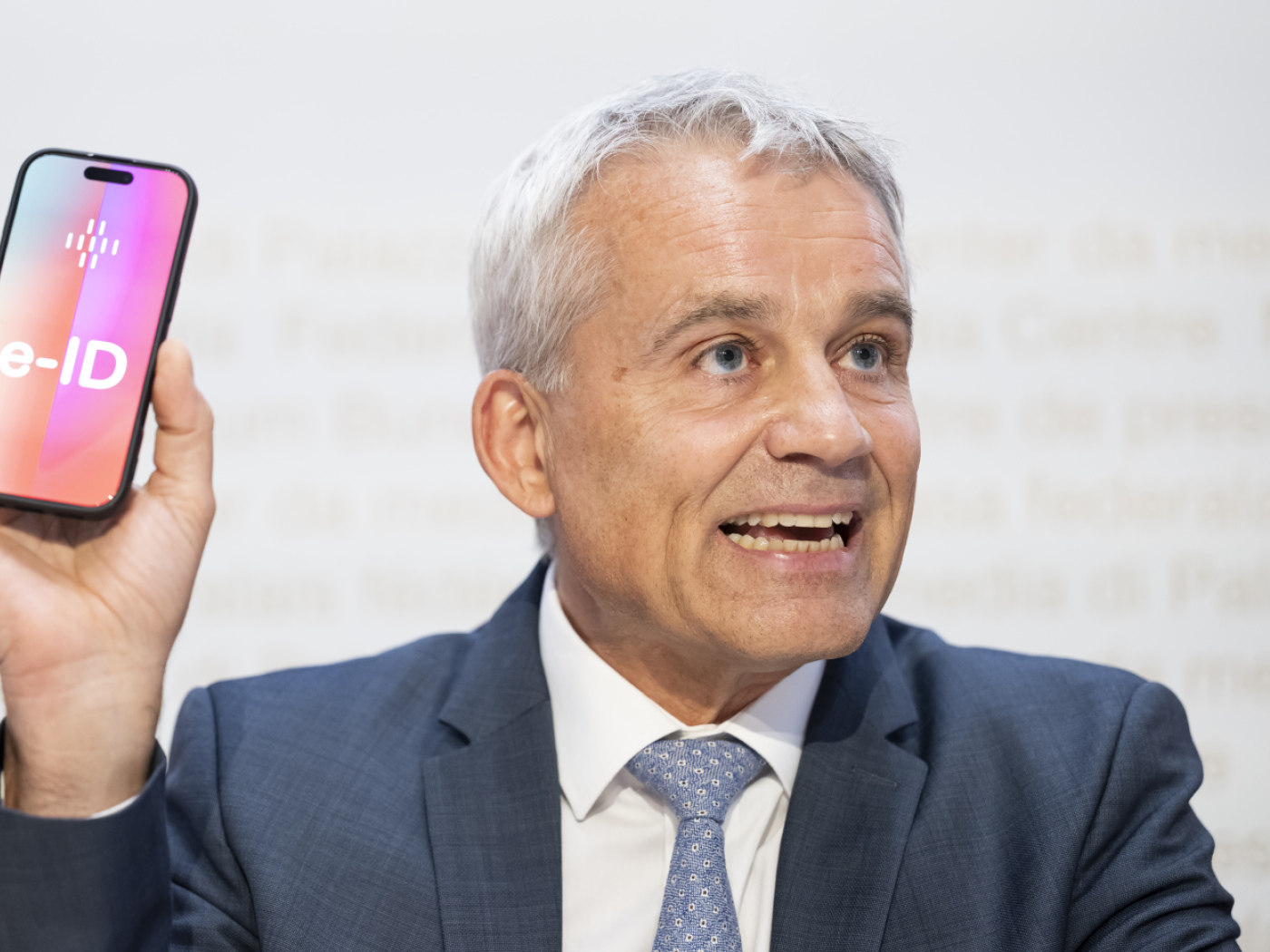 Federal Council promotes secure, voluntary and free e-ID