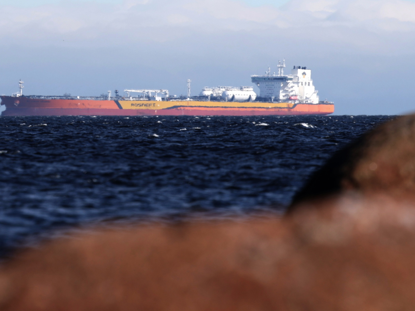 After the EU, Berne targets Russian oil with new sanctions