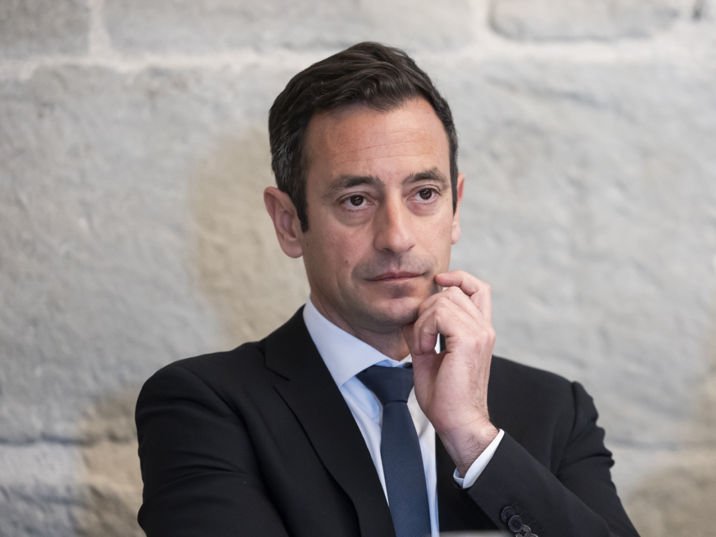 Vassilis Venizelos files a complaint against a breeder after receiving death threats