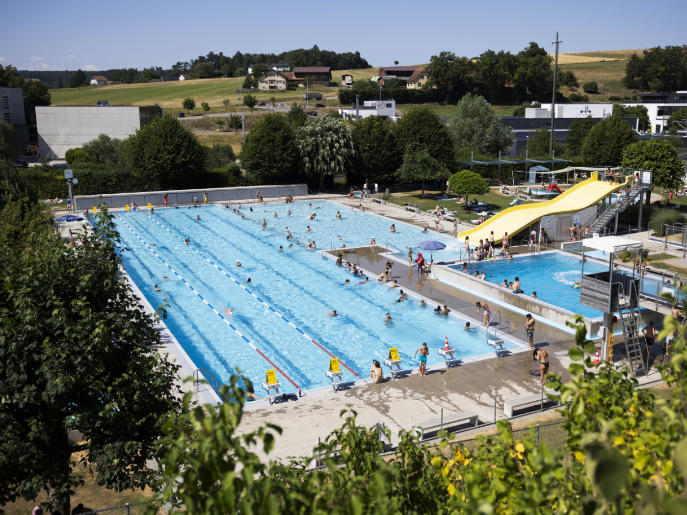 Bathing ban for non-residents in Pruntrut JU is extended