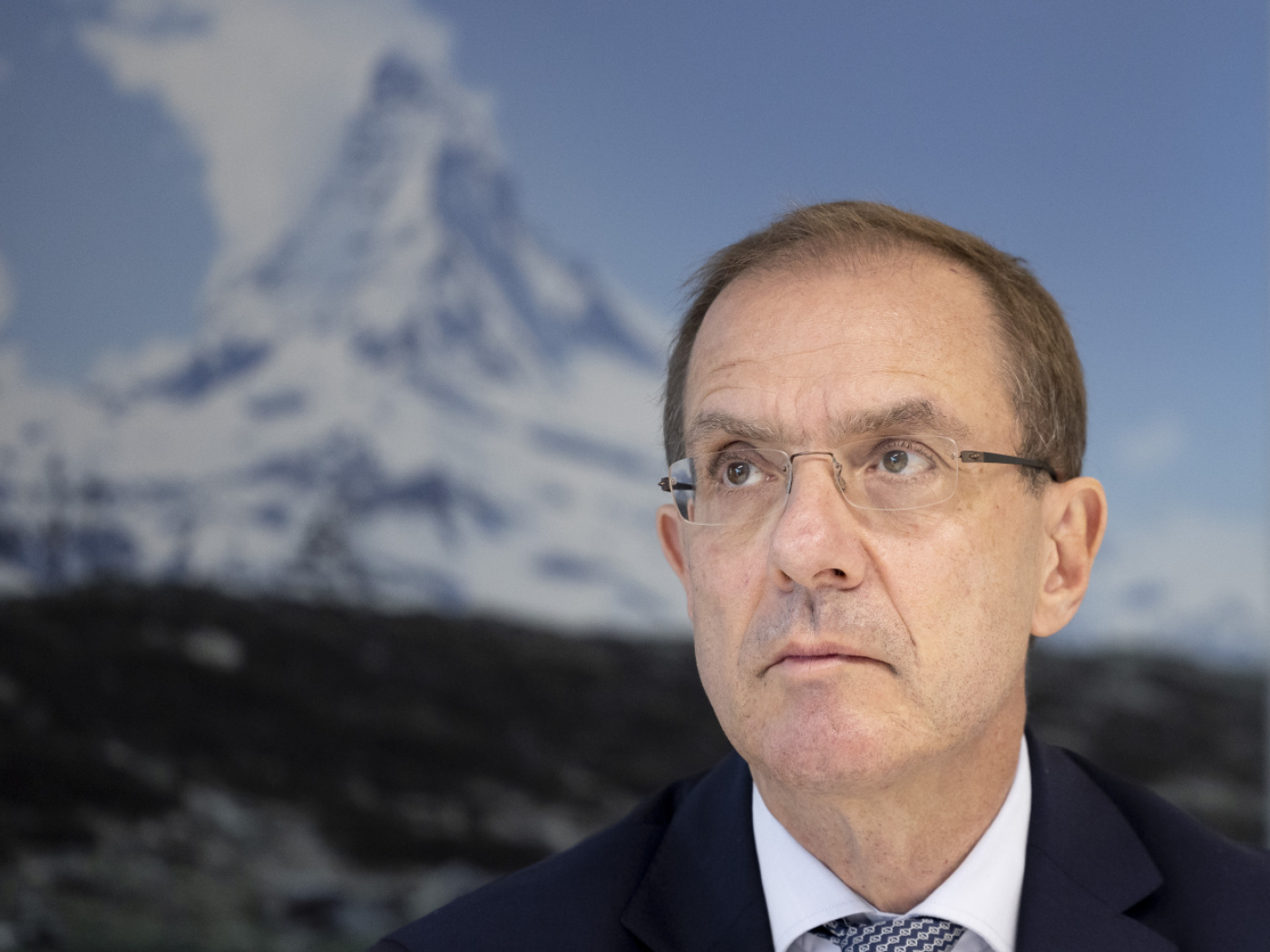 'Swiss banks well positioned, Singapore will not overtake us'