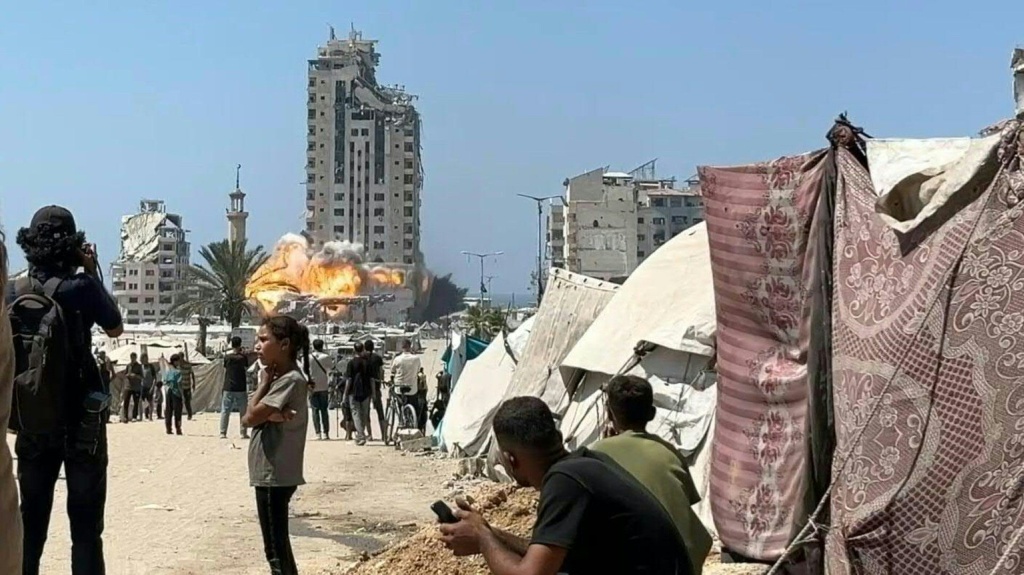 الجيش الإسرائيلي يدعو لإخلاء مدينة غزة تمهيدا لهجوم بري يستعد له