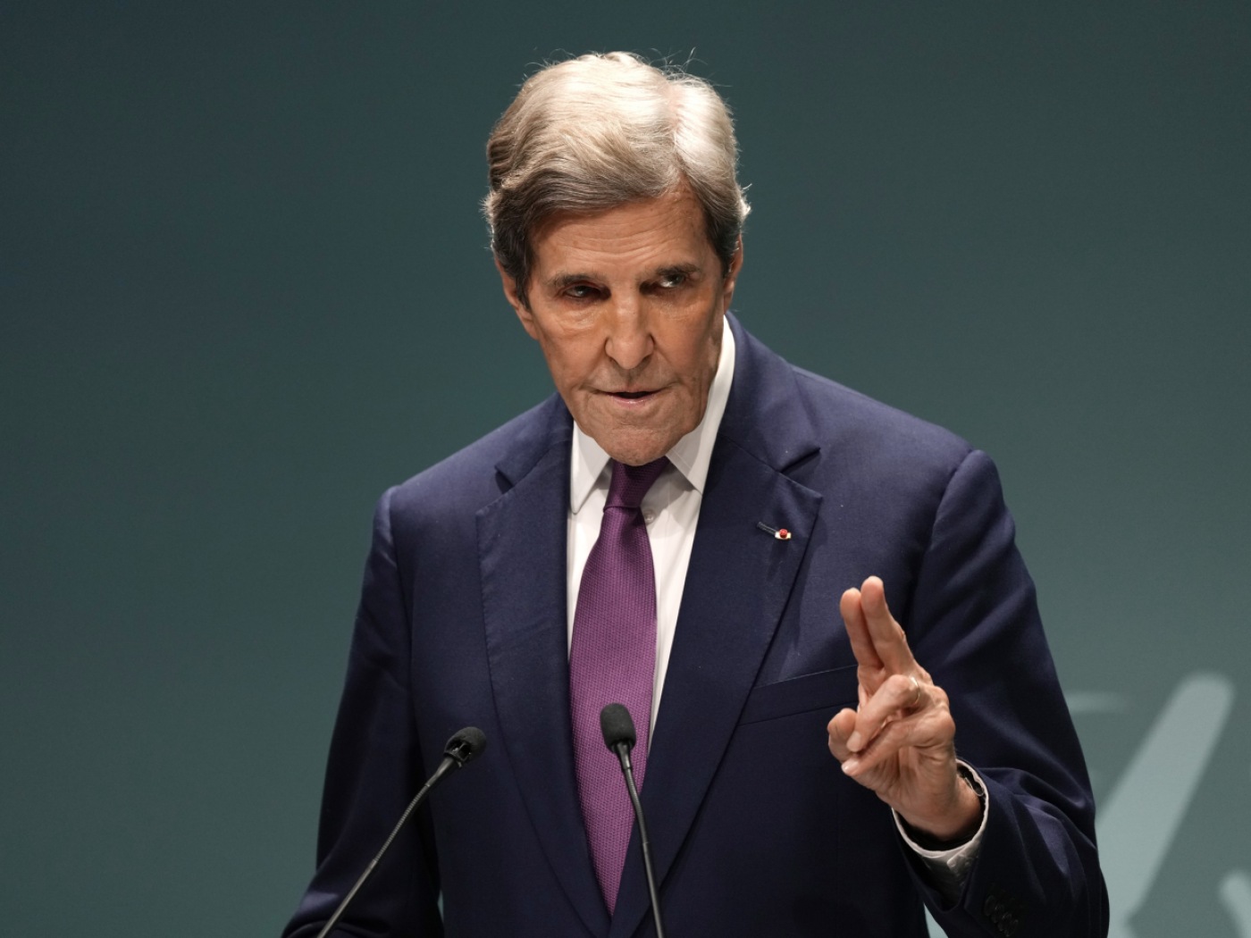 John Kerry: Energy transition is an opportunity for investors