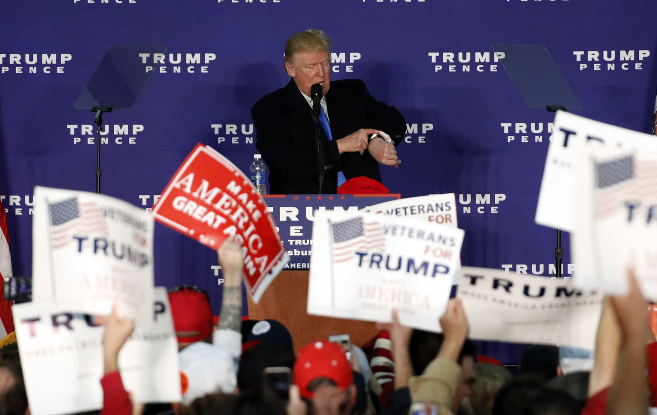 Ирония судьбы в том, что сам Дональд Трамп является страстным коллекционером швейцарских часов.