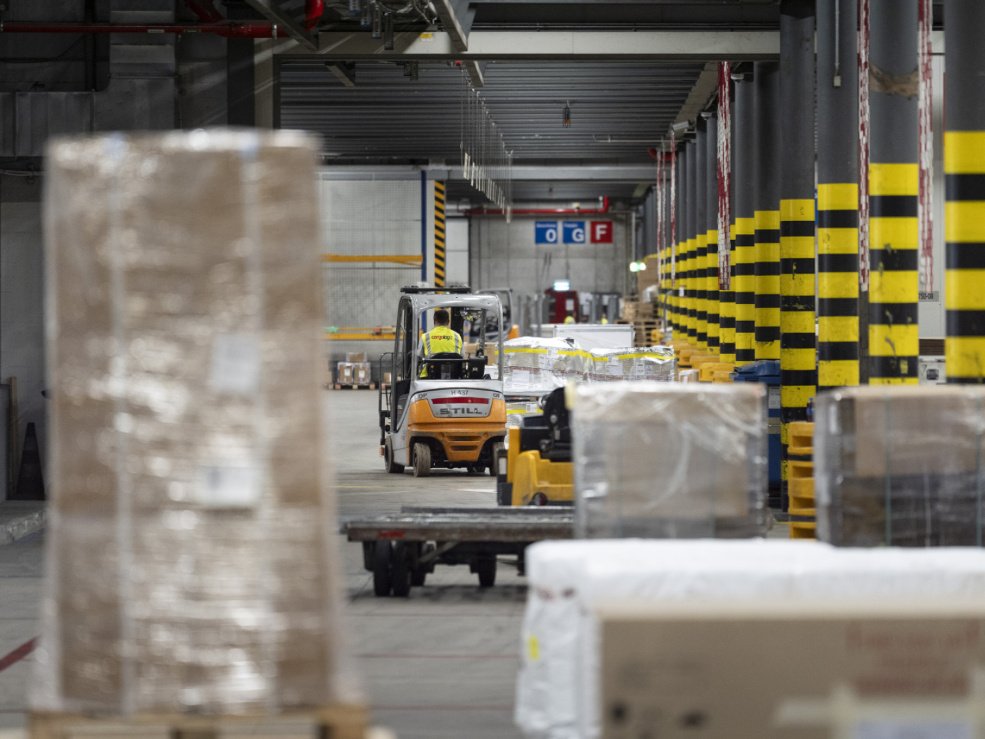 Swiss economy likely to grow much slower than expected in 2026