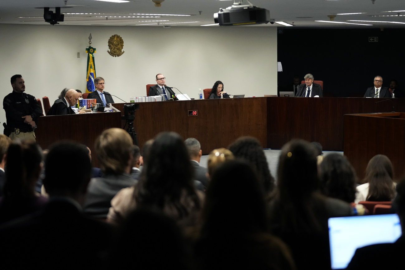 Sala de julgamento no Supremo Federal do Brasil