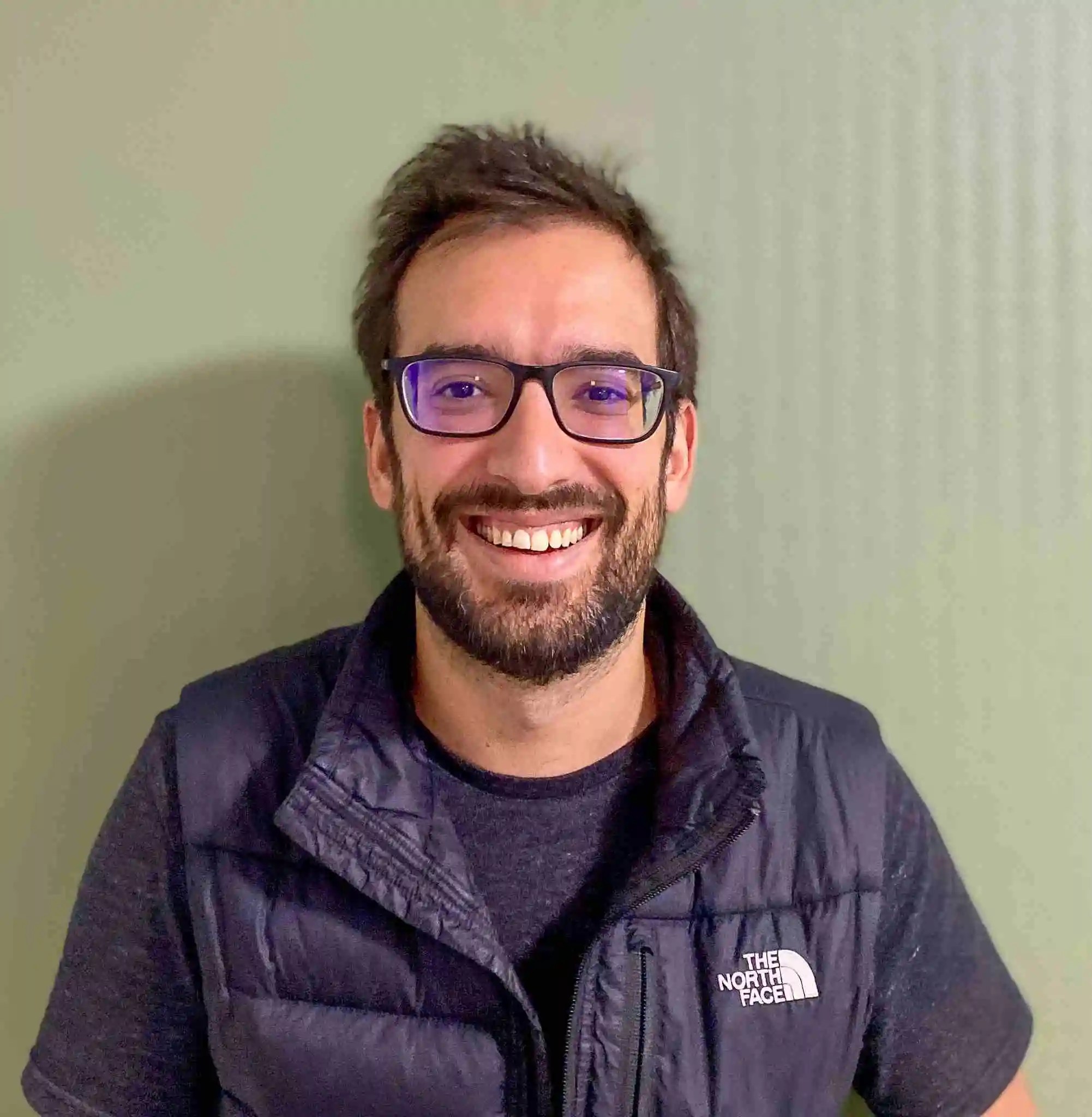 埃馬紐埃爾·薩利姆是法國圖盧茲-南比利牛斯聯合大學(Communauté d'universités et établissements de Toulouse)的地理學助理教授兼瑞士洛桑大學的助理研究員。