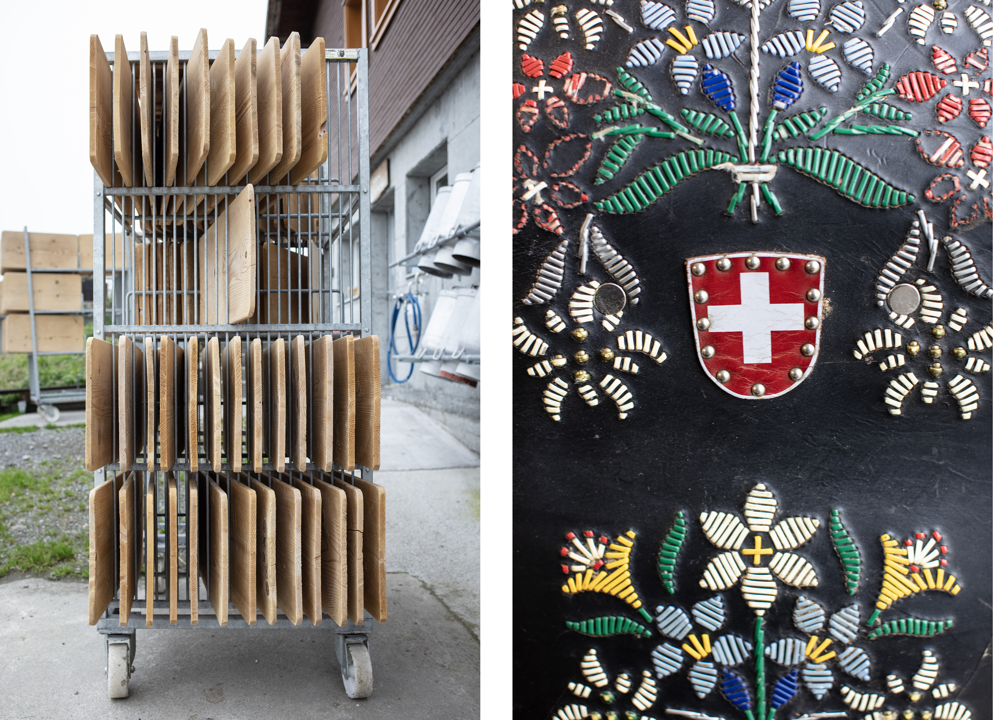 棚に並んだ木の板